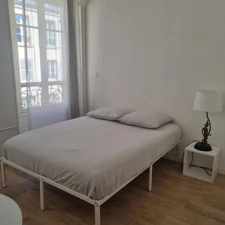 Bed & Breakfast Privée - Vue Tour Eiffel