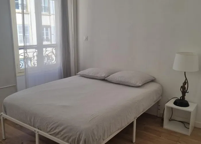 Bed and breakfast Privée - Vue Tour Eiffel